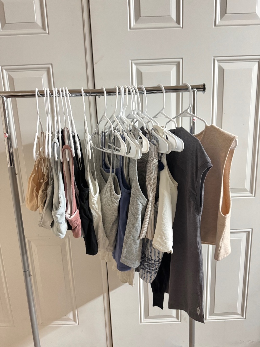 Clothing Bundle - Skims, Lululemon, Brandy Melville, Anthropologie, Free People